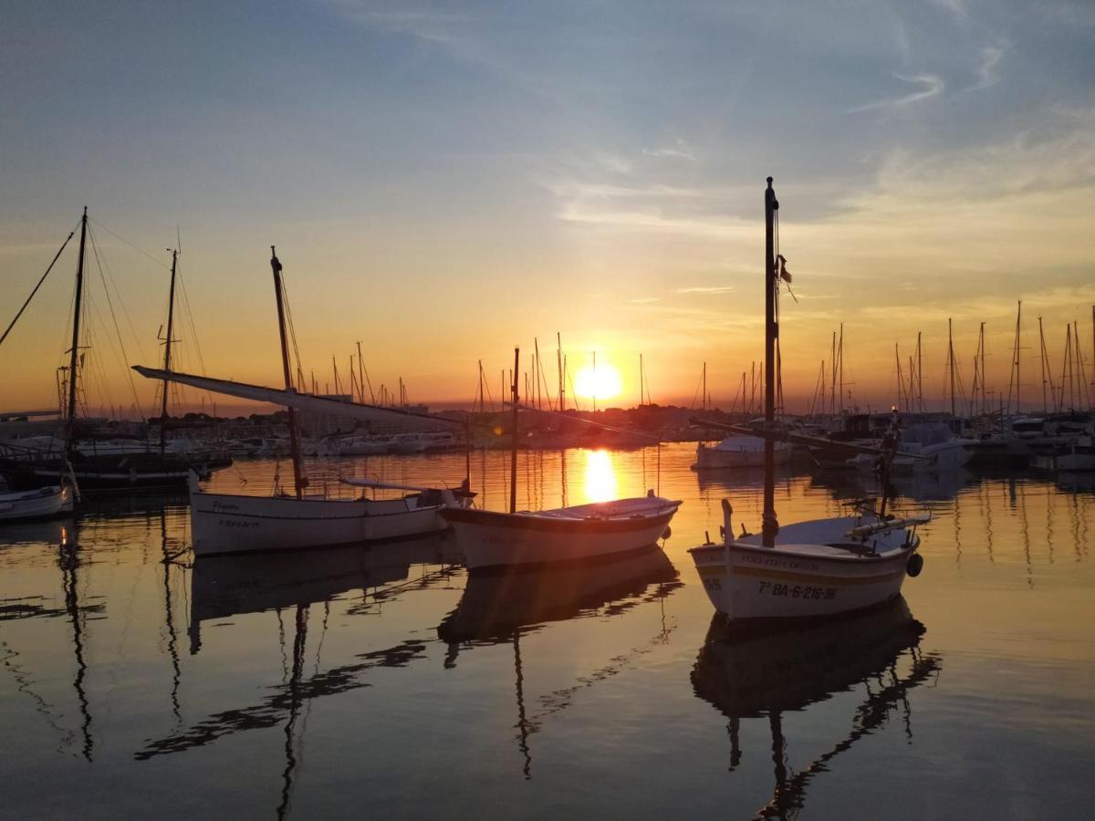 Apartament Catalunya, Centrico Y Con Parking L' Escala Buitenkant foto